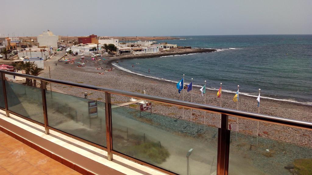 Ocean Front Apartment Tetir Esterno foto
